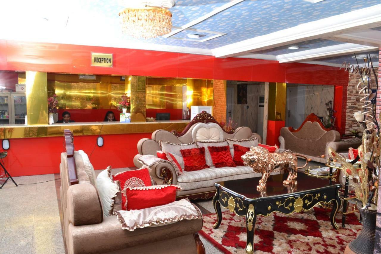 Limoh Suites Benin City Exterior photo