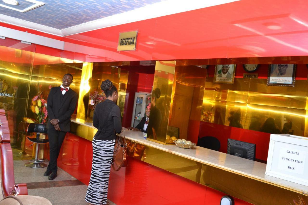 Limoh Suites Benin City Exterior photo